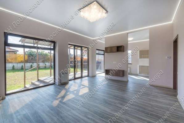 Продам коттедж в Москва.Жилая площадь 250 кв.м.Есть Электричество, Водопровод. в Москве фото 40