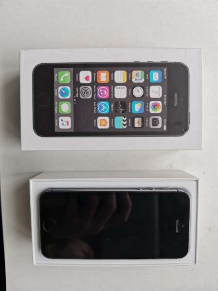 Apple iPhone 5S Space Gray(черный)
