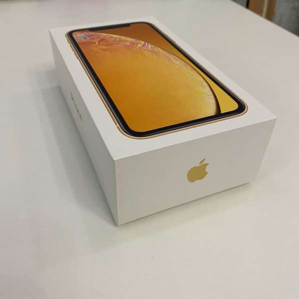 Iphone XR yellow/желтый 64гб в Москве