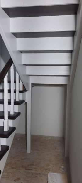 Деревянные лестницы на второй этаж в Москве фото 3