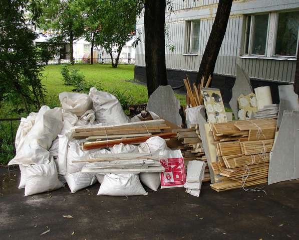 Вывоз металлолома макулатуры мусора ванны колонки батареи в Нижнем Новгороде