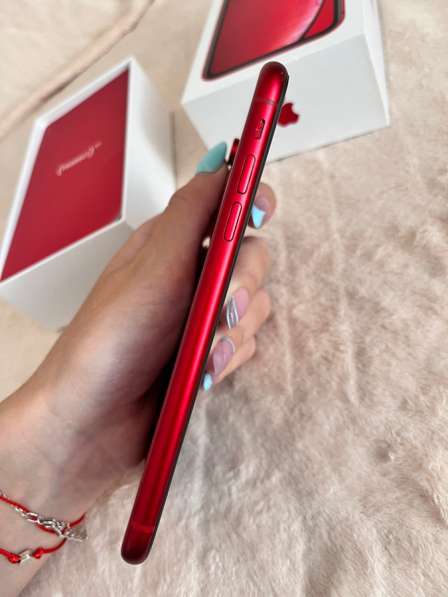 IPhone XR RED 128GB в Москве фото 6