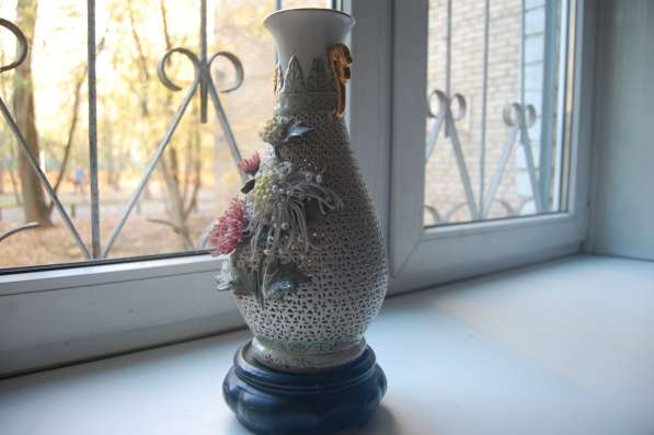 Фарфоровая ваза ручной работы в Москве фото 5