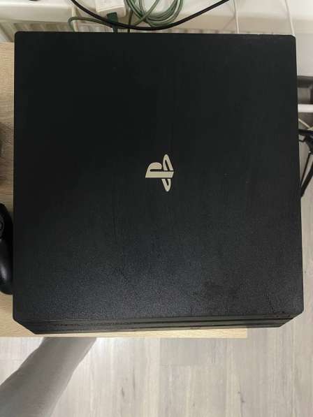 Ps4 PRO 1TB в фото 3