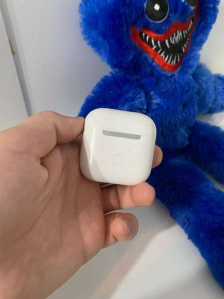 Наушники AirPods