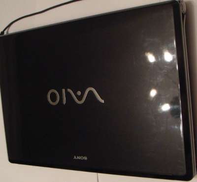 ноутбук Sony Vaio VGN-AW1RXU/Q
