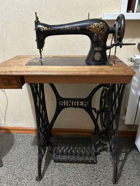 Швейная машинка ZINGER