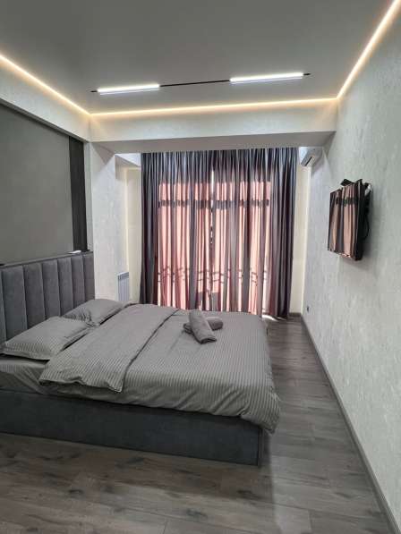 Элитные 1-комнатные квартиры посуточно в центре Бишкека в фото 4