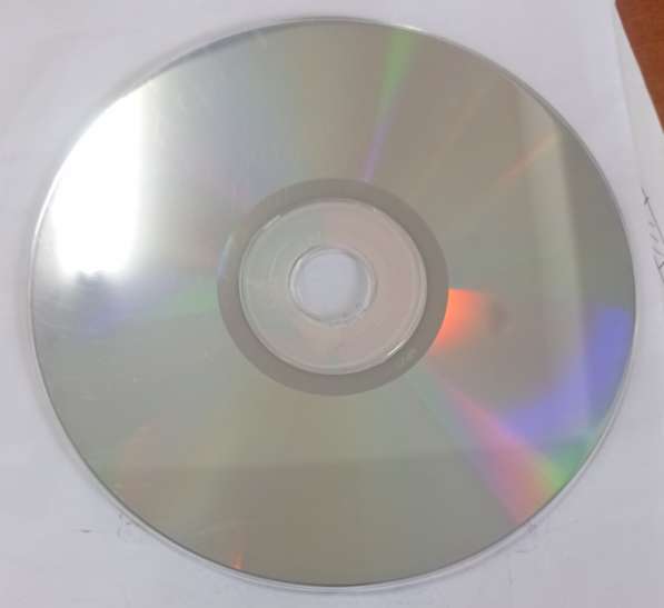 Продам cомпакт диск