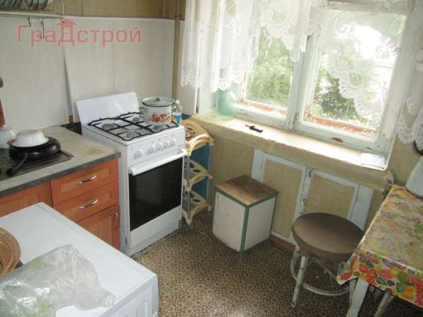 Продам двухкомнатную квартиру в Вологда.Жилая площадь 45 кв.м.Этаж 4.Дом кирпичный.