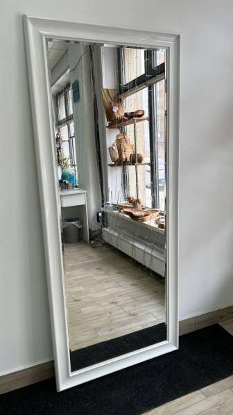 Зеркало в багете в Красноярске