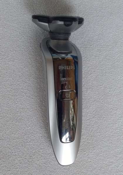 Philips RQ1060 электробритва аккумуляторная бу в отл.состоян в Краснодаре