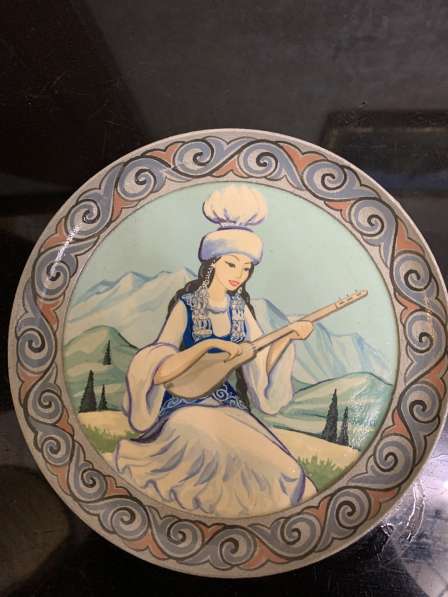 Сувенирная тарелка Киргизии в Ноябрьске фото 3