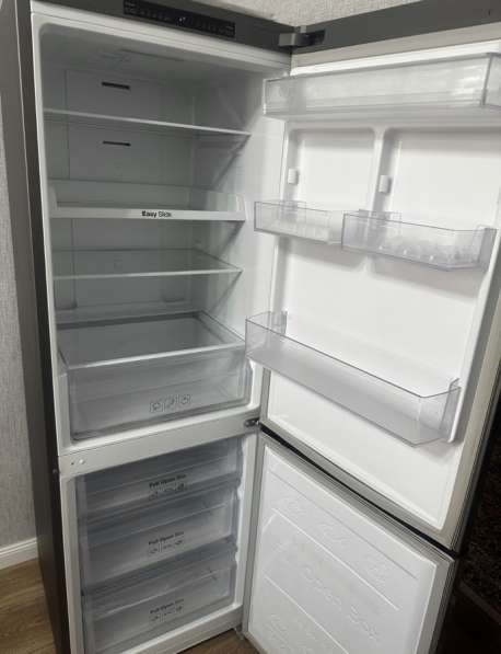 Холодильник Samsung в Москве фото 3