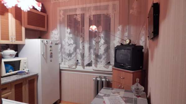 Продам 2 комнатная квартира Обручева 44 в Братске