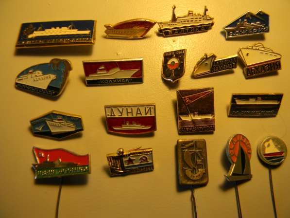 Значок. Флот, корабли, парусники, 14 разных в фото 30