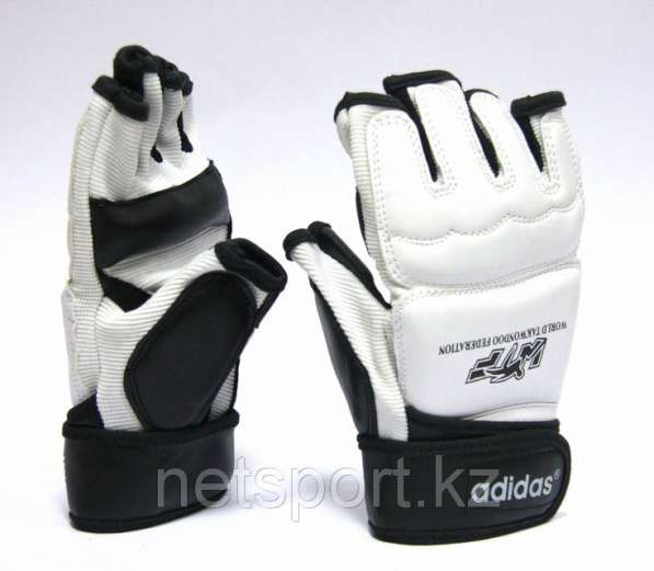 Перчатки для таэквондо