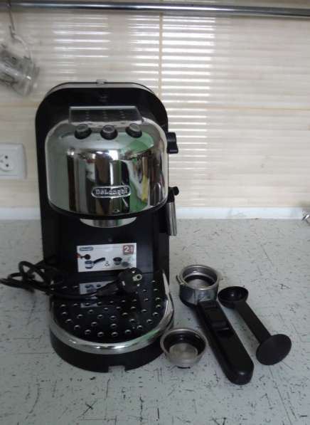 Кофеварка эспрессо DELONGHI EC 270 в фото 4