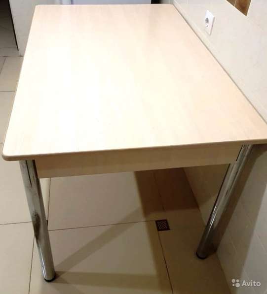 Хороший стол с качест столешницей для дома и кафе в Краснодаре фото 3
