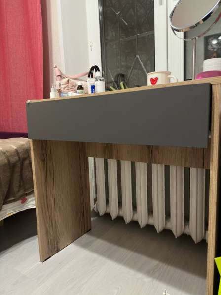 Продам срочно стол и стул