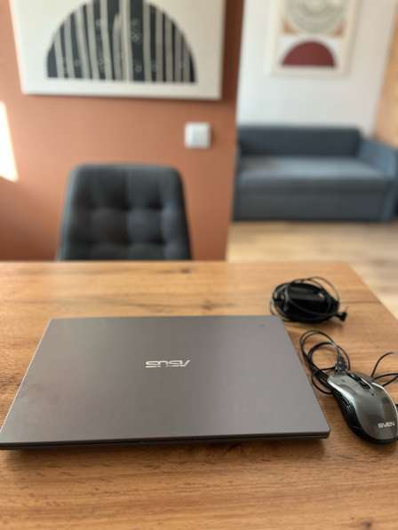 ПРОДАЕТСЯ НОУТБУК