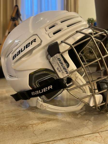 Шлем детский хоккейный