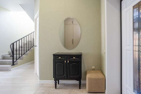 Современный двухэтажный дом в Краснодаре фото 4