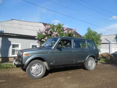 подержанный автомобиль ВАЗ НИВА 2131, продажав Вольске