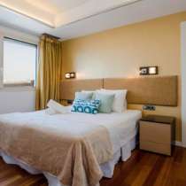 Квартира-дуплекс, с туристической лицензией, в Барселоне., в Санкт-Петербурге