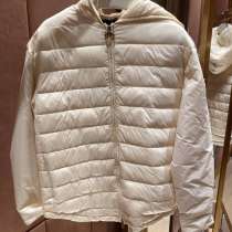 Женская светлая куртка Pinko 40it, в Москве