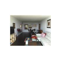 Квартира в Санни-Айлс в кондоминиуме Oceanview, в г.Майами