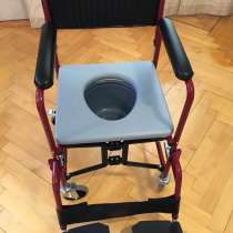 Инвалидное кресло-коляска с санитарным устройством, в Омске