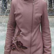 Женская кожаная куртка, в г.Киев