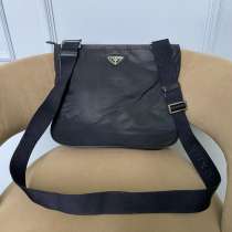 Сумка Prada оригинал, в Москве