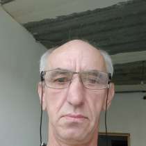 Константин, 57 лет, хочет познакомиться, в Москве