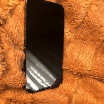 Айфон 13 про макс 256 гигабайт, практически не ходила, в Москве