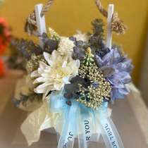 Букет искусственных цветов, в Кисловодске