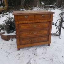 Старинный комод.., в Москве