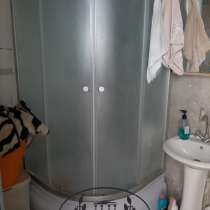 Продаётся двухкомнатная квартира около моря на Челнокова, в Севастополе