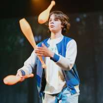 Цирковое-тиотральное выступление с жонглированием на 5-10, в Санкт-Петербурге