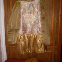Платье на девочку 8-10 лет, в Омске