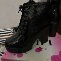 Ботинки на платформе новые р 35, в Грозном