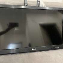 Телевизор LG с кранштейном, в Москве