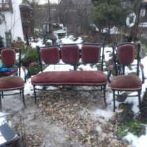 Старинный диван и два кресла, в Москве