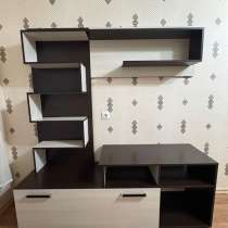 Тумба под телевизор с полками, в Вологде