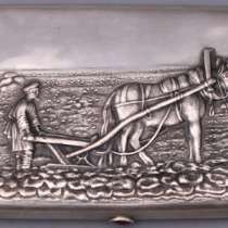 Портсигар "На пашне" серебро 8, в Москве