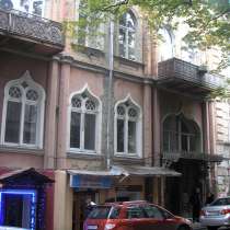 Срочно сдается 2 комнатная с ремонтом на Мачабели без мебели, в г.Тбилиси