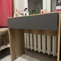 Продам срочно стол и стул, в Москве