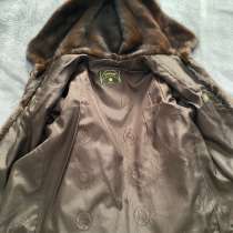 Продам, норковую шубу (авто леди), в Москве